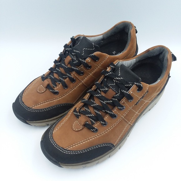 Clarks Wave Walk Trek Brown Leather Waterproof Hiking Shoes Womens 6.5 - Picture 2 of 14